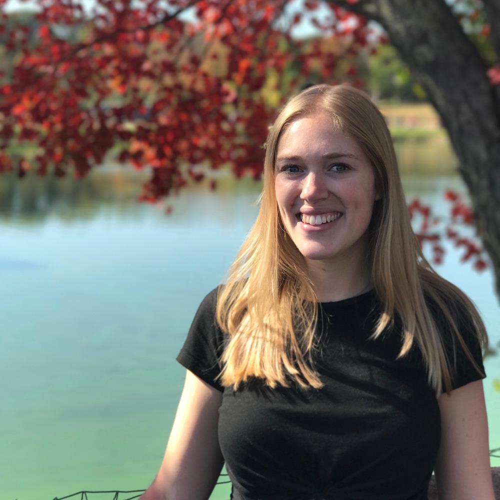 Meet your Posher, Emilie